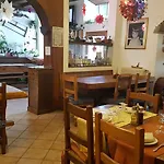 La Vecchia Chioderia Грандола-ед-Унити
