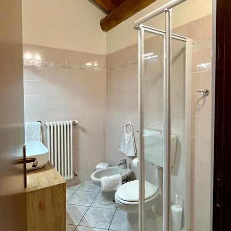 Agriturismo La Vecchia Chioderia Lantgård