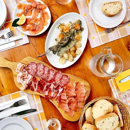 Lantgård Agriturismo La Vecchia Chioderia *