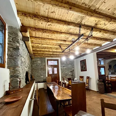 Agriturismo La Vecchia Chioderia Farm stay Grandola ed Uniti