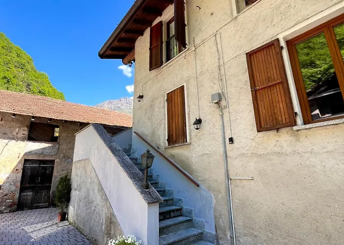 مزرعة للإقامة La Vecchia Chioderia Grandola ed Uniti